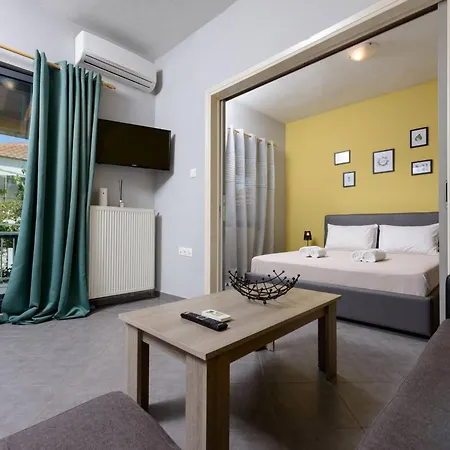 Nikols House Apartment
